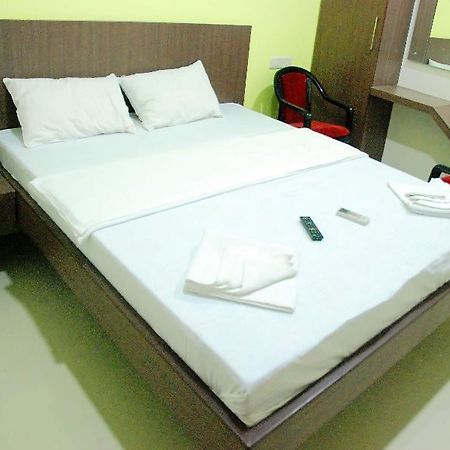 Hotel Pon Amutha Karur  Экстерьер фото